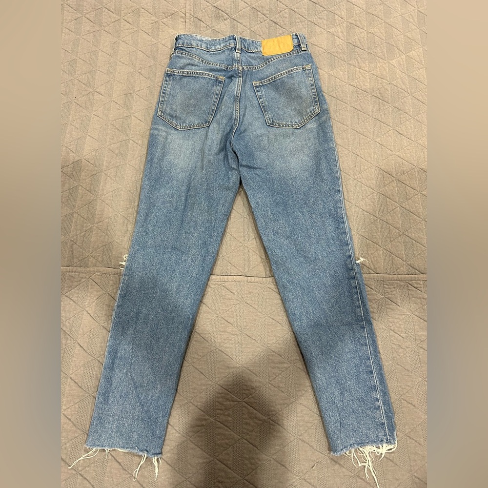 Divided H&M Jeans - Picture 3 of 4